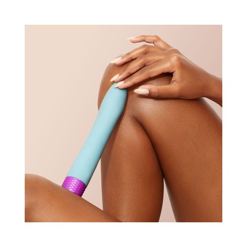 Vibrador Slimline Densa Bullet Recargable de Doble Densidad de Silicone FemmeFunn Azul Claro