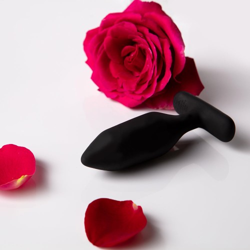 Je Joue Onyx Vibrating Butt Plug for Maximum Pleasure