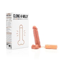 Clone-A-Willy Plus con Testículos Tono de Piel Media