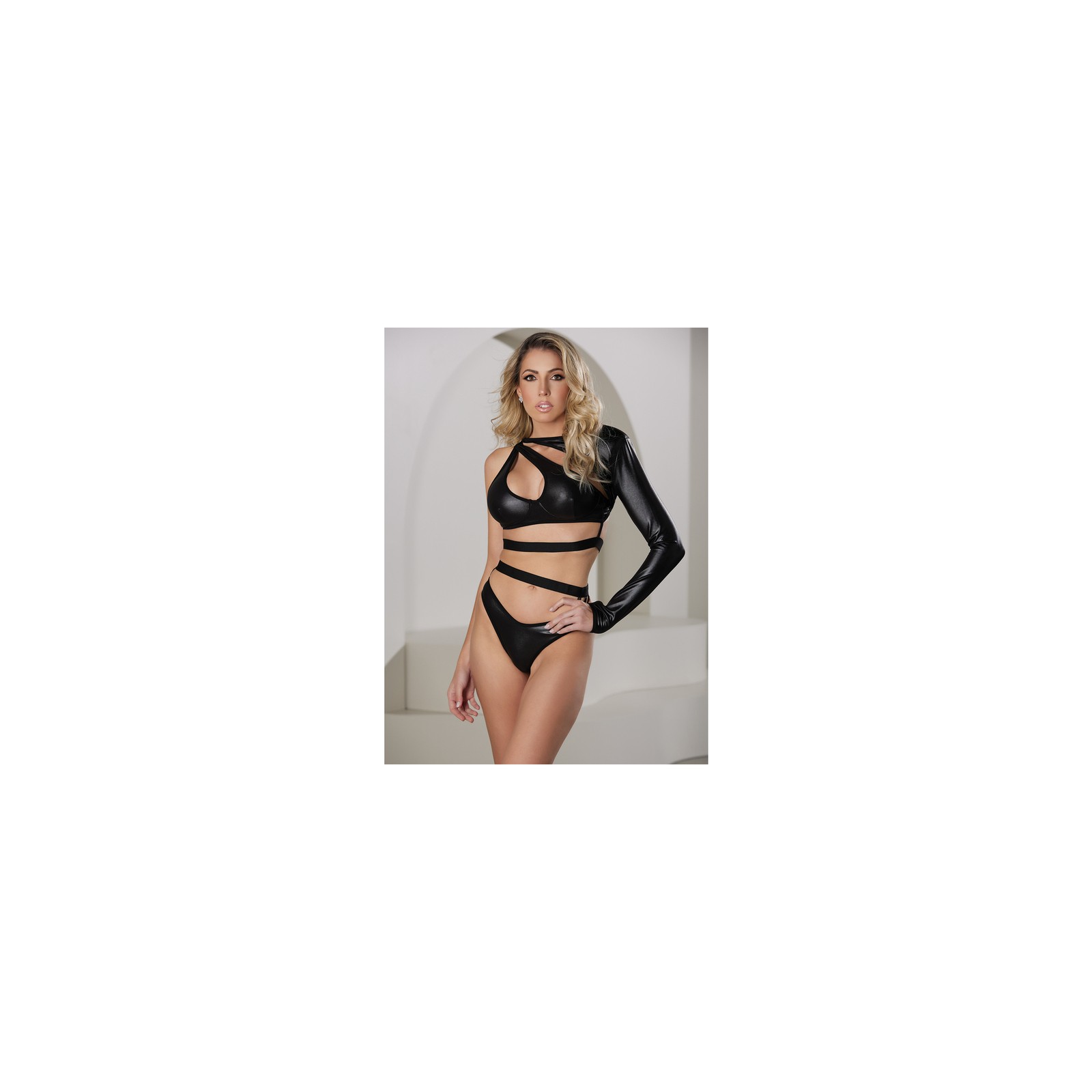 Conjunto Halter y Panty Allure Modern Muse